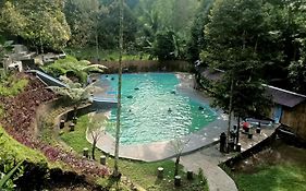 Lingkung Park Tetebatu