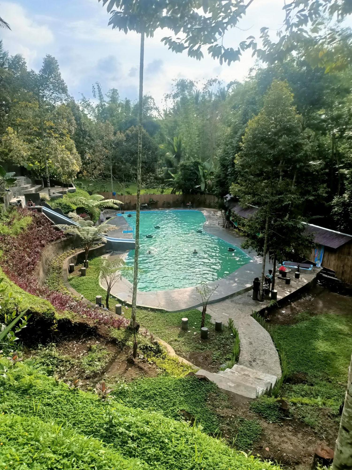 Ferienwohnung Lingkung Park Tetebatu Exterior foto